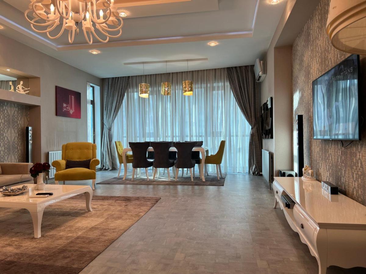 Megafun Luxury Family Apartment باكو المظهر الخارجي الصورة